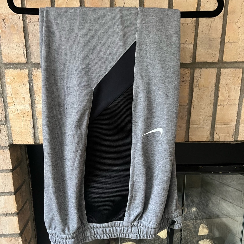 Nike joggers